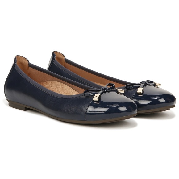 Vionic Minna navy leather cap toe patent ballet flats shoes size
